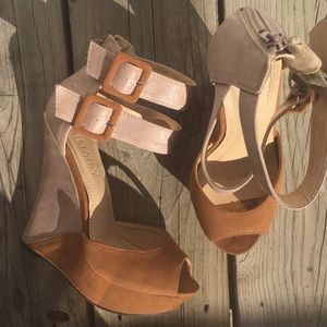 Liliana Wedge heels